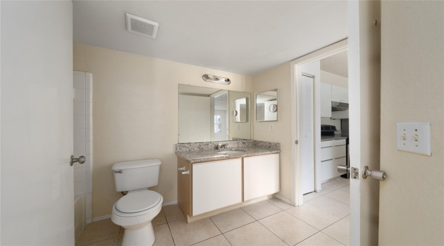 Kissimmee, Florida 34741, 2 Bedroom Bedrooms, ,2 Bathroombathrooms,Residential,For Sale,Key West,0,Mfrs5146825