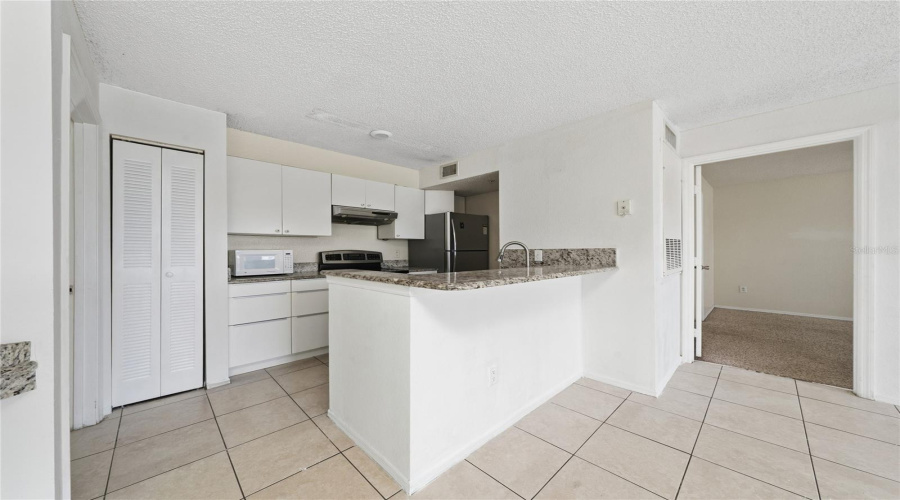 Kissimmee, Florida 34741, 2 Bedroom Bedrooms, ,2 Bathroombathrooms,Residential,For Sale,Key West,0,Mfrs5146825
