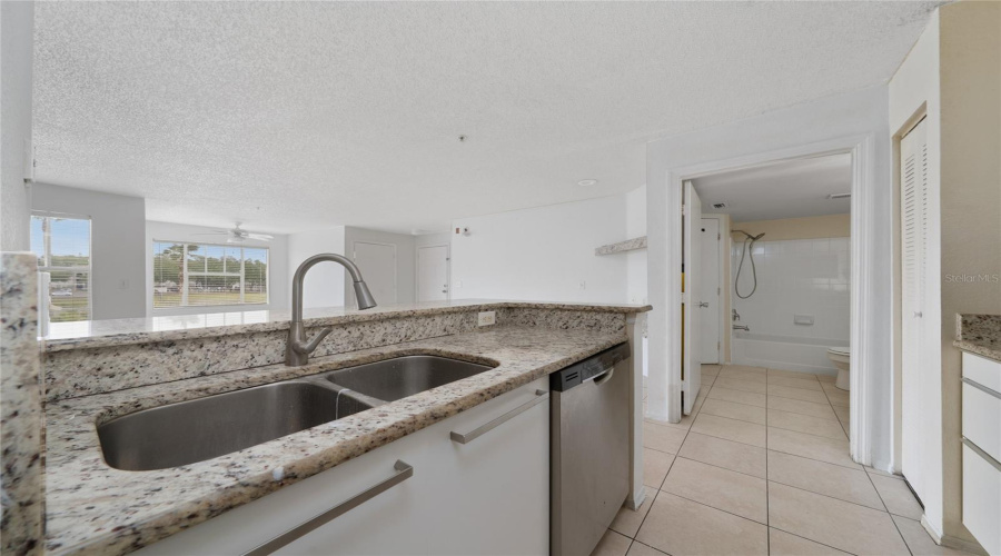 Kissimmee, Florida 34741, 2 Bedroom Bedrooms, ,2 Bathroombathrooms,Residential,For Sale,Key West,0,Mfrs5146825