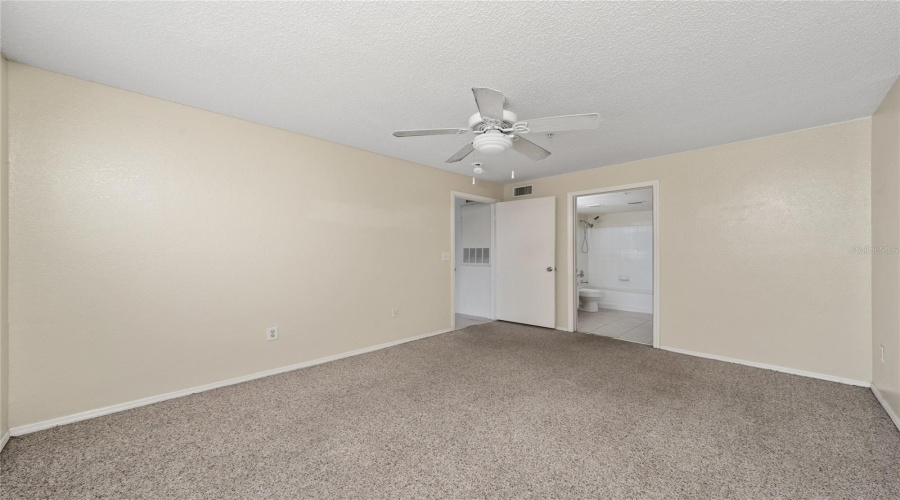 Kissimmee, Florida 34741, 2 Bedroom Bedrooms, ,2 Bathroombathrooms,Residential,For Sale,Key West,0,Mfrs5146825