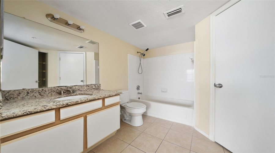 Kissimmee, Florida 34741, 2 Bedroom Bedrooms, ,2 Bathroombathrooms,Residential,For Sale,Key West,0,Mfrs5146825
