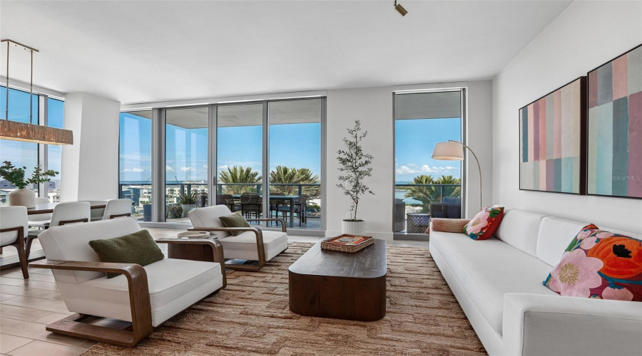 Tampa, Florida 33611, 4 Bedroom Bedrooms, ,3 Bathroombathrooms,Residential,For Sale,Marina,0,Mfrtb8518221