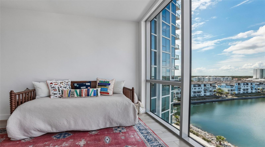 Tampa, Florida 33611, 4 Bedroom Bedrooms, ,3 Bathroombathrooms,Residential,For Sale,Marina,0,Mfrtb8518221