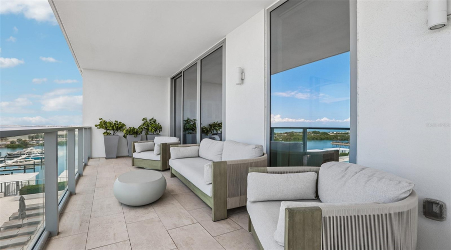 Tampa, Florida 33611, 4 Bedroom Bedrooms, ,3 Bathroombathrooms,Residential,For Sale,Marina,0,Mfrtb8518221
