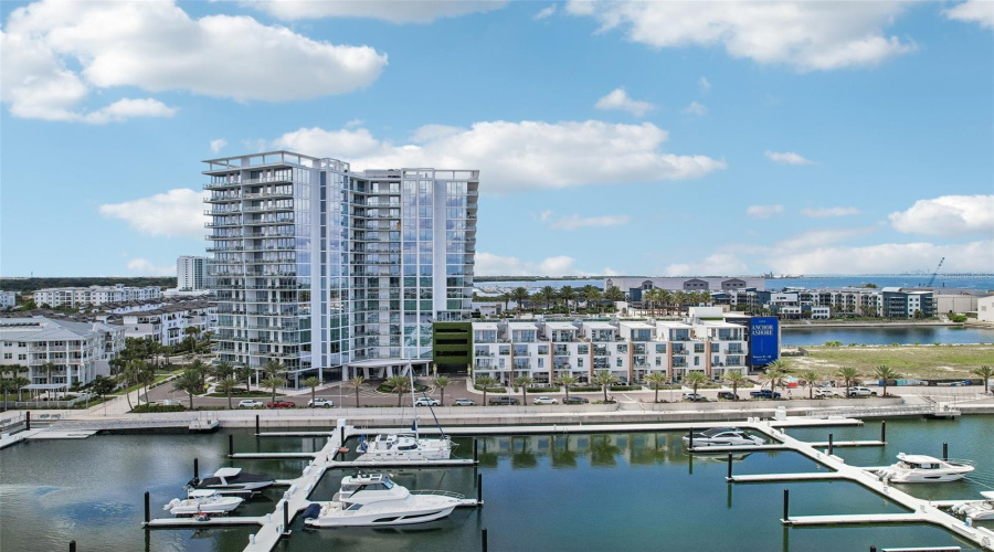 Tampa, Florida 33611, 4 Bedroom Bedrooms, ,3 Bathroombathrooms,Residential,For Sale,Marina,0,Mfrtb8518221