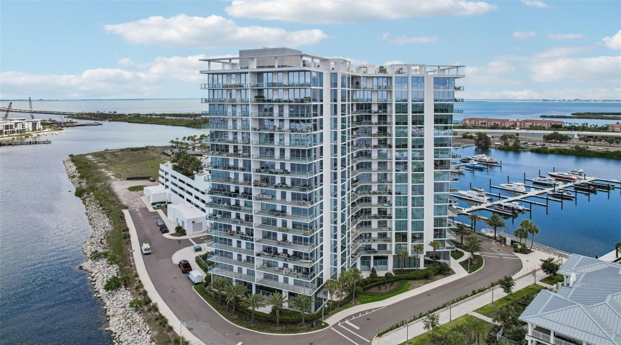 Tampa, Florida 33611, 4 Bedroom Bedrooms, ,3 Bathroombathrooms,Residential,For Sale,Marina,0,Mfrtb8518221