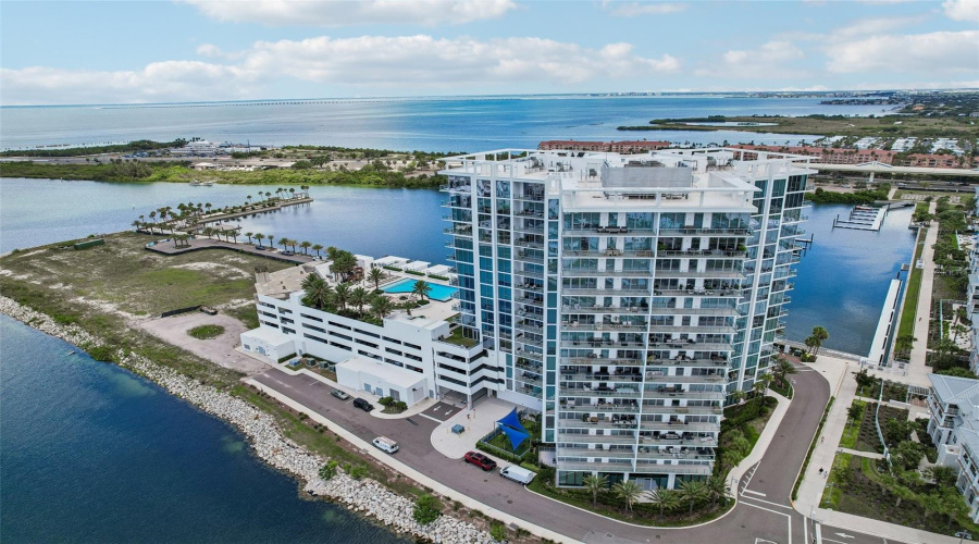 Tampa, Florida 33611, 4 Bedroom Bedrooms, ,3 Bathroombathrooms,Residential,For Sale,Marina,0,Mfrtb8518221