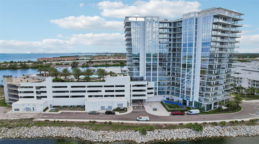 Tampa, Florida 33611, 4 Bedroom Bedrooms, ,3 Bathroombathrooms,Residential,For Sale,Marina,0,Mfrtb8518221