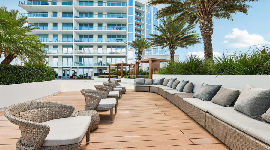 Tampa, Florida 33611, 4 Bedroom Bedrooms, ,3 Bathroombathrooms,Residential,For Sale,Marina,0,Mfrtb8518221