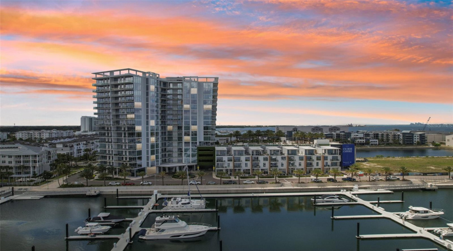 Tampa, Florida 33611, 4 Bedroom Bedrooms, ,3 Bathroombathrooms,Residential,For Sale,Marina,0,Mfrtb8518221