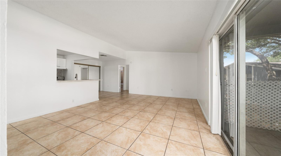 Kissimmee, Florida 34741, 2 Bedroom Bedrooms, ,2 Bathroombathrooms,Residential,For Sale,Bay Club,0,Mfrs5146820