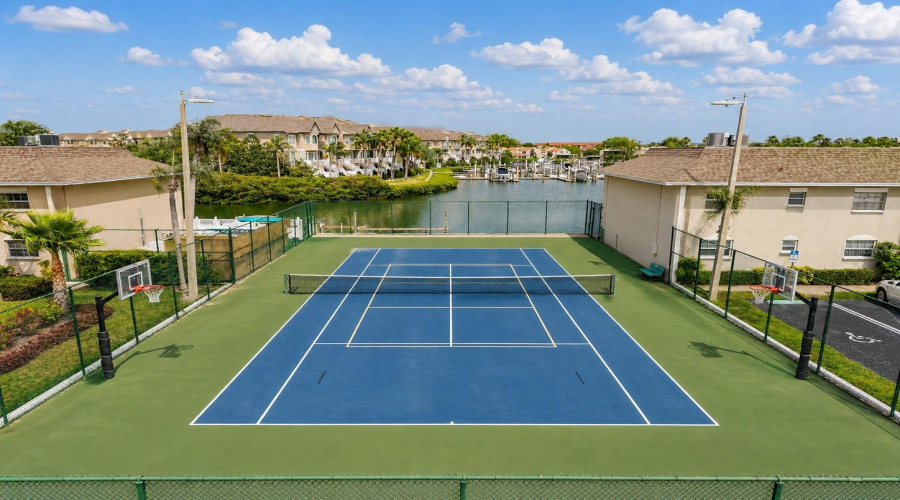 Tampa, Florida 33615, 2 Bedroom Bedrooms, ,1 Bathroombathrooms,Residential,For Sale,Bay Pointe,0,Mfrw7885446