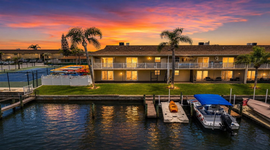 Tampa, Florida 33615, 2 Bedroom Bedrooms, ,1 Bathroombathrooms,Residential,For Sale,Bay Pointe,0,Mfrw7885446