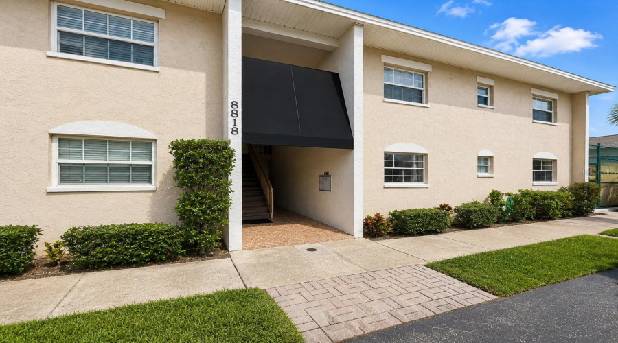 Tampa, Florida 33615, 2 Bedroom Bedrooms, ,1 Bathroombathrooms,Residential,For Sale,Bay Pointe,0,Mfrw7885446