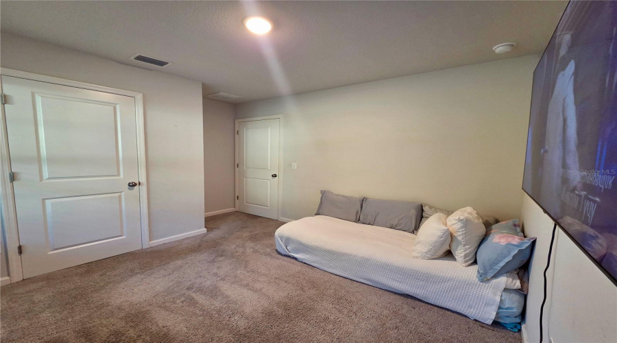 High Springs, Florida 32643, 4 Bedroom Bedrooms, ,2 Bathroombathrooms,Residential,For Sale,249Th,0,Mfrgc541809