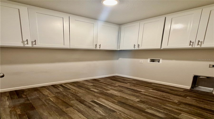 High Springs, Florida 32643, 4 Bedroom Bedrooms, ,2 Bathroombathrooms,Residential,For Sale,249Th,0,Mfrgc541809
