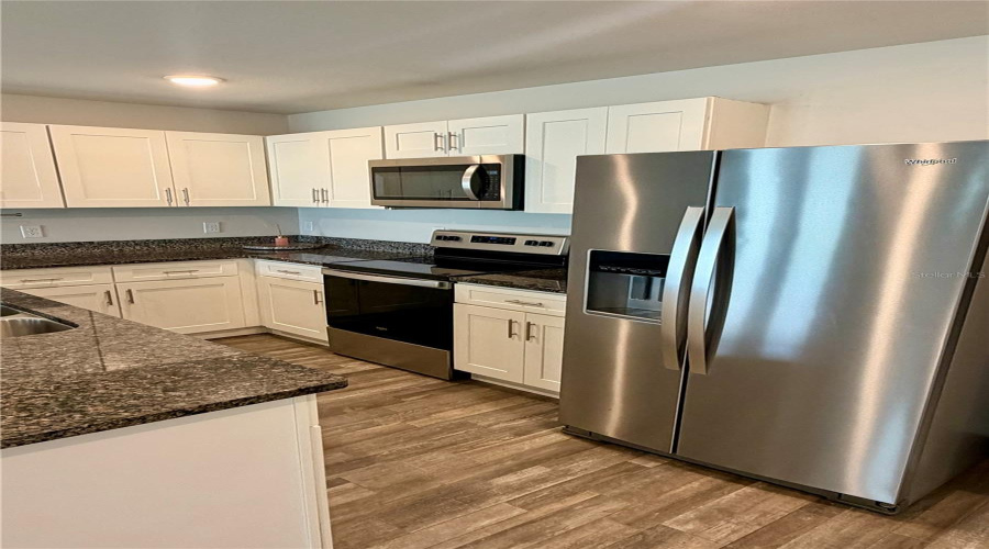 High Springs, Florida 32643, 4 Bedroom Bedrooms, ,2 Bathroombathrooms,Residential,For Sale,249Th,0,Mfrgc541809