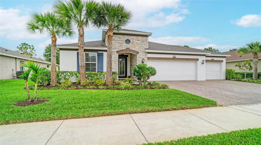 Parrish, Florida 34219, 4 Bedroom Bedrooms, ,2 Bathroombathrooms,Residential,For Sale,Roycroft,0,Mfra4693060