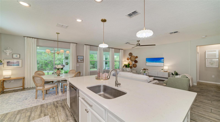 Parrish, Florida 34219, 4 Bedroom Bedrooms, ,2 Bathroombathrooms,Residential,For Sale,Roycroft,0,Mfra4693060