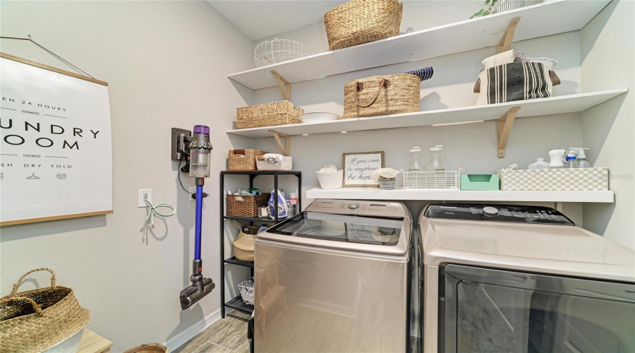 Parrish, Florida 34219, 4 Bedroom Bedrooms, ,2 Bathroombathrooms,Residential,For Sale,Roycroft,0,Mfra4693060