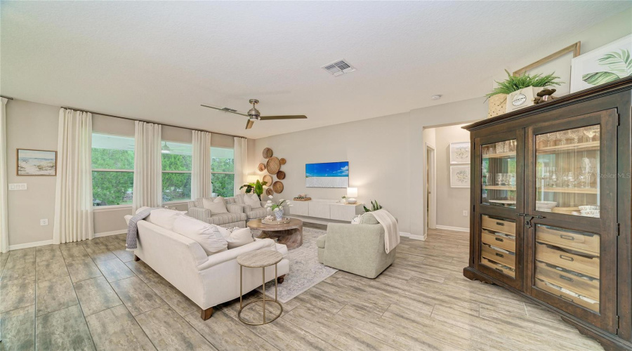 Parrish, Florida 34219, 4 Bedroom Bedrooms, ,2 Bathroombathrooms,Residential,For Sale,Roycroft,0,Mfra4693060