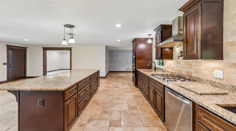 Deland, Florida 32720, 3 Bedroom Bedrooms, ,2 Bathroombathrooms,Residential,For Sale,Voorhis,0,Mfrtb8526238