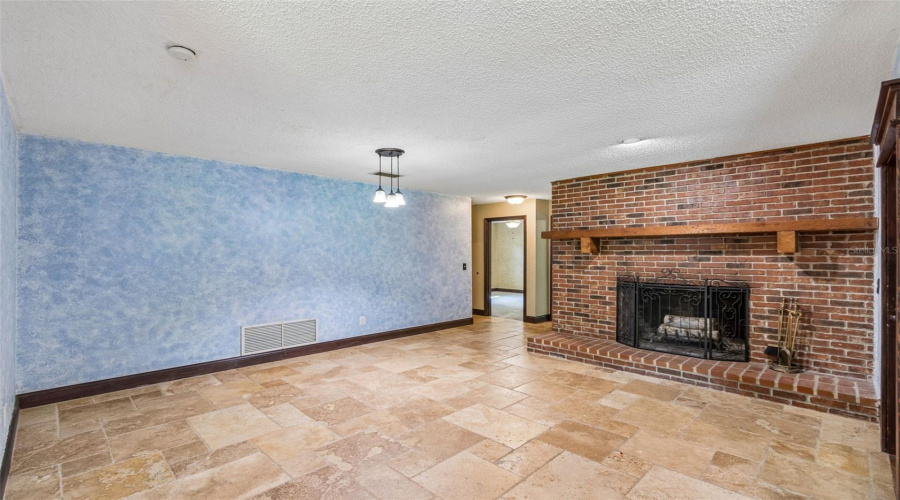 Deland, Florida 32720, 3 Bedroom Bedrooms, ,2 Bathroombathrooms,Residential,For Sale,Voorhis,0,Mfrtb8526238