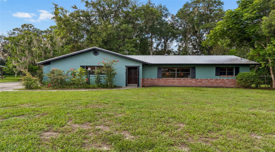 Deland, Florida 32720, 3 Bedroom Bedrooms, ,2 Bathroombathrooms,Residential,For Sale,Voorhis,0,Mfrtb8526238