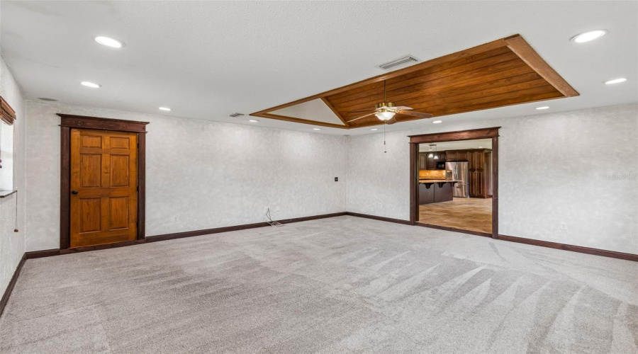 Deland, Florida 32720, 3 Bedroom Bedrooms, ,2 Bathroombathrooms,Residential,For Sale,Voorhis,0,Mfrtb8526238