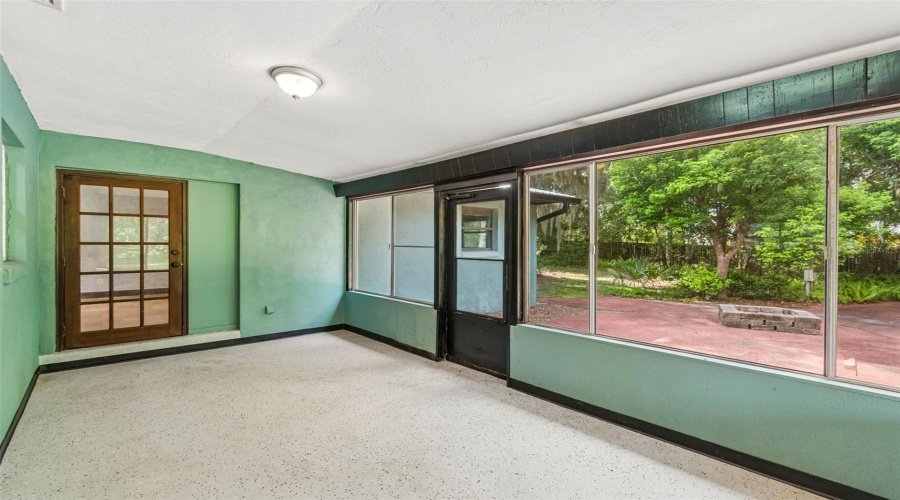 Deland, Florida 32720, 3 Bedroom Bedrooms, ,2 Bathroombathrooms,Residential,For Sale,Voorhis,0,Mfrtb8526238