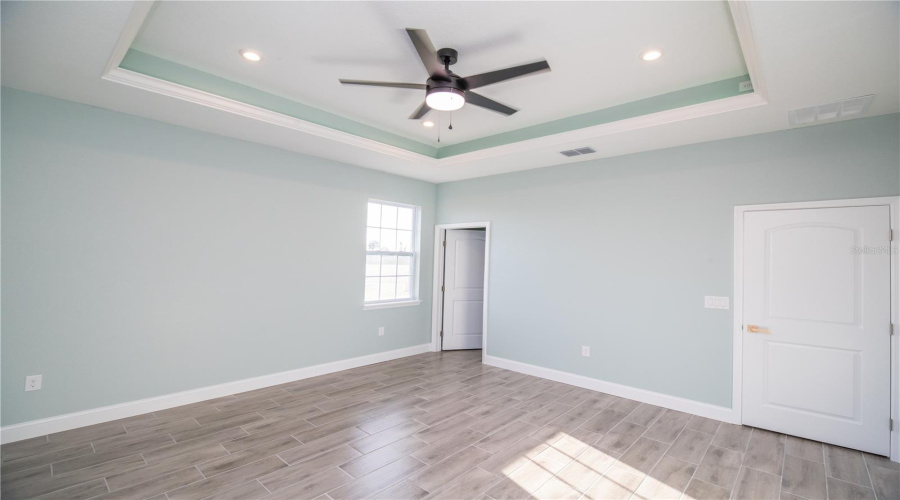Primary Bedroom/ Ceiling Fans Included