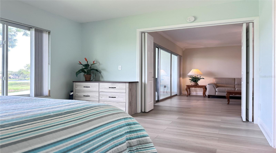 Sarasota, Florida 34243, 2 Bedroom Bedrooms, ,2 Bathroombathrooms,Residential,For Sale,Country Club,0,Mfra4704052