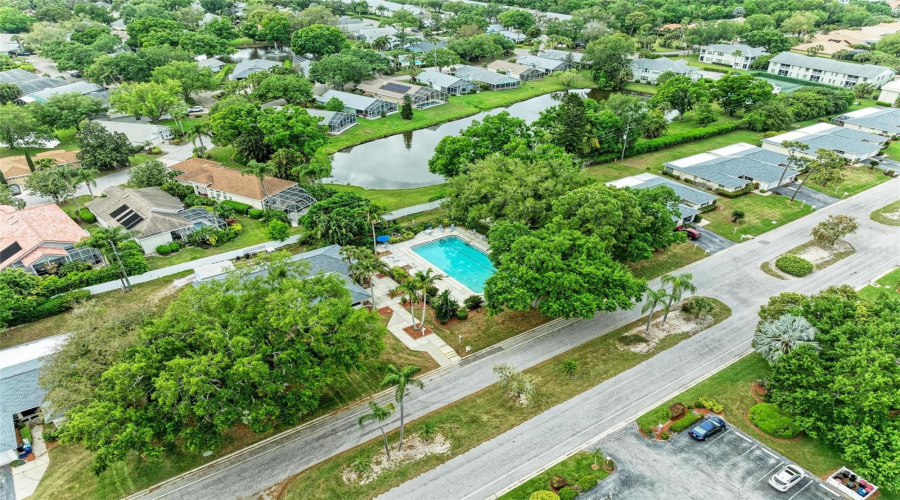 Sarasota, Florida 34243, 2 Bedroom Bedrooms, ,2 Bathroombathrooms,Residential,For Sale,Country Club,0,Mfra4704052