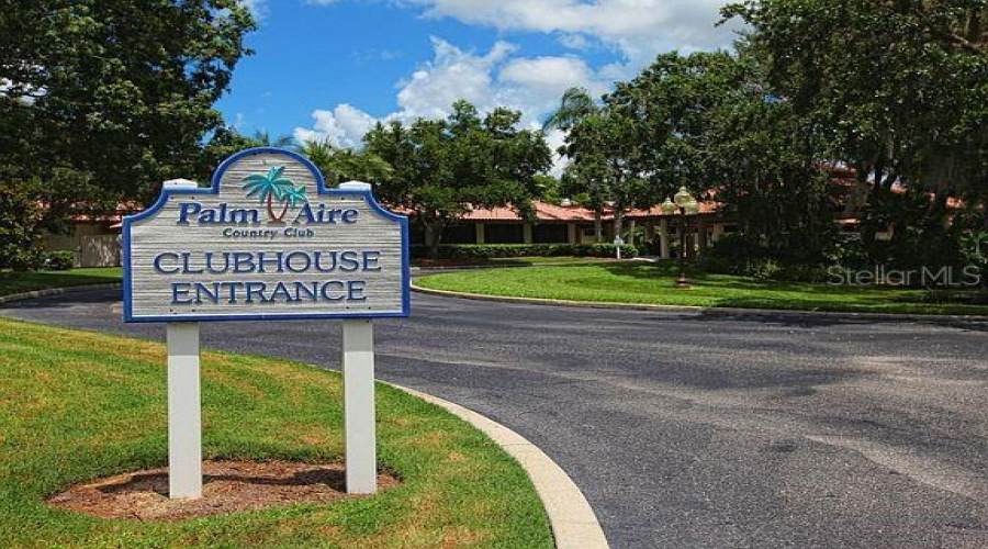 Sarasota, Florida 34243, 2 Bedroom Bedrooms, ,2 Bathroombathrooms,Residential,For Sale,Country Club,0,Mfra4704052