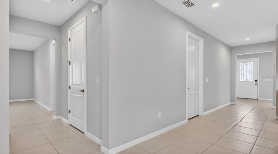 Venice, Florida 34293, 3 Bedroom Bedrooms, ,2 Bathroombathrooms,Residential,For Sale,Bandera,0,Mfra4692518