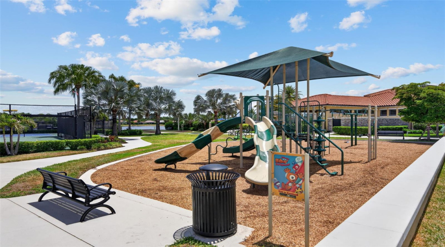 Venice, Florida 34293, 3 Bedroom Bedrooms, ,2 Bathroombathrooms,Residential,For Sale,Bandera,0,Mfra4692518