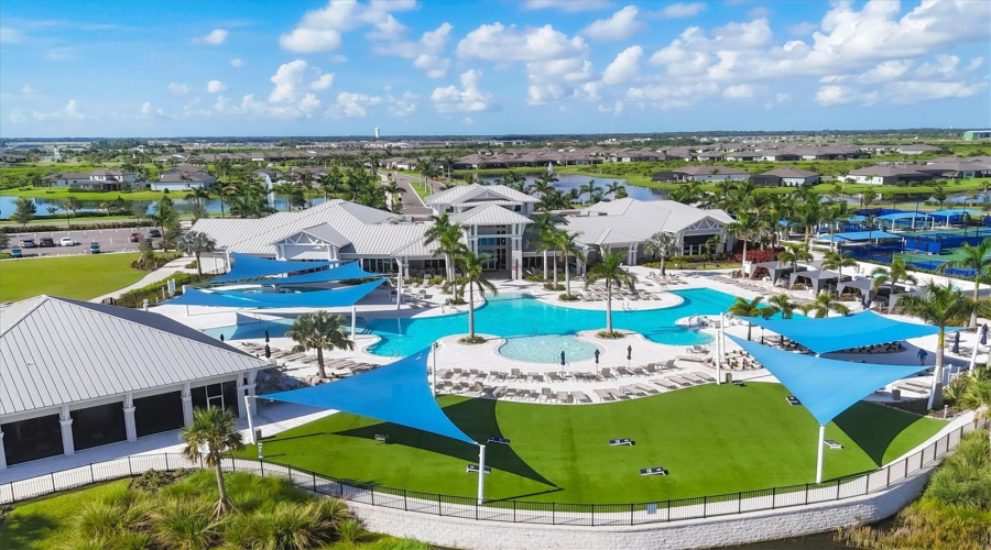 Parrish, Florida 34219, 3 Bedroom Bedrooms, ,3 Bathroombathrooms,Residential,For Sale,Saratoga,0,Mfra4704037