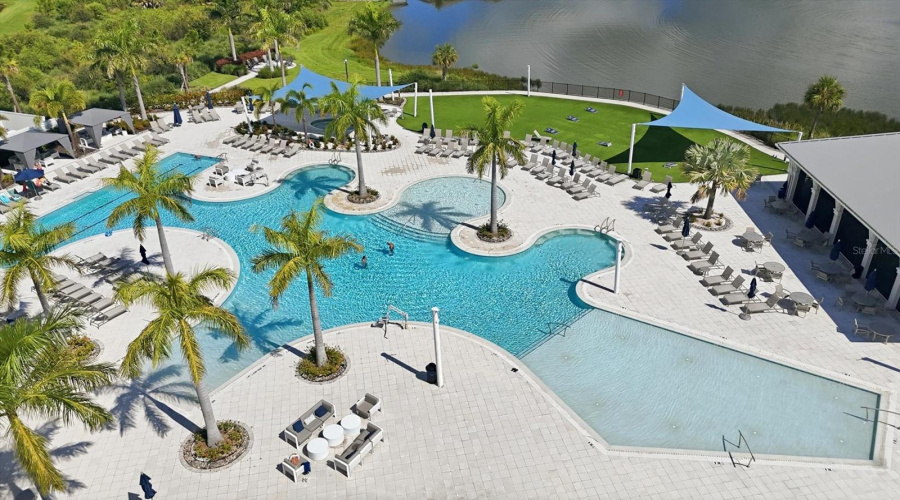 Parrish, Florida 34219, 3 Bedroom Bedrooms, ,3 Bathroombathrooms,Residential,For Sale,Saratoga,0,Mfra4704037