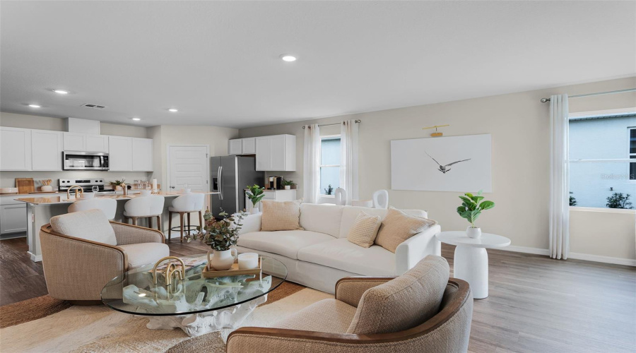 Lakeland, Florida 33810, 5 Bedroom Bedrooms, ,3 Bathroombathrooms,Residential,For Sale,Fennec Fox,0,Mfro6377726