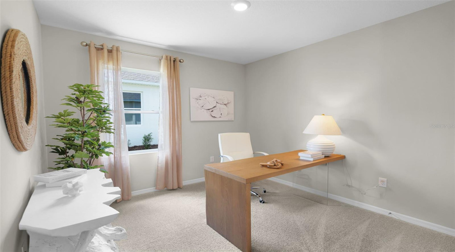 Lakeland, Florida 33810, 5 Bedroom Bedrooms, ,3 Bathroombathrooms,Residential,For Sale,Fennec Fox,0,Mfro6377726