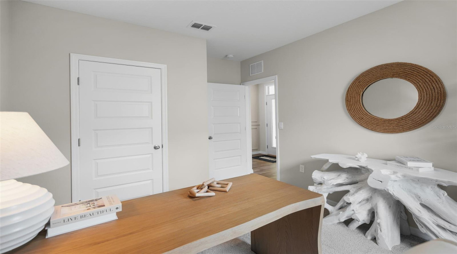 Lakeland, Florida 33810, 5 Bedroom Bedrooms, ,3 Bathroombathrooms,Residential,For Sale,Fennec Fox,0,Mfro6377726