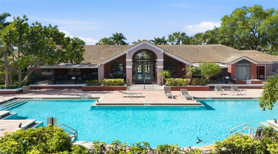 St Petersburg, Florida 33702, 1 Bedroom Bedrooms, ,1 Bathroombathrooms,Residential,For Sale,Gandy,0,Mfrtb8503486