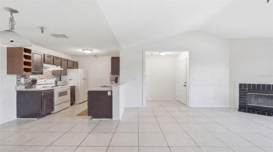 St Petersburg, Florida 33702, 1 Bedroom Bedrooms, ,1 Bathroombathrooms,Residential,For Sale,Gandy,0,Mfrtb8503486