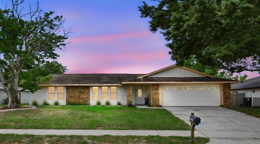 Orlando, Florida 32819, 4 Bedroom Bedrooms, ,2 Bathroombathrooms,Residential,For Sale,Wethersfield,0,Mfro6415728