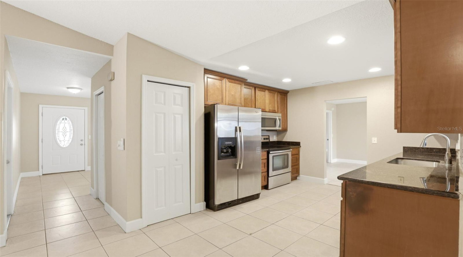 Orlando, Florida 32819, 4 Bedroom Bedrooms, ,2 Bathroombathrooms,Residential,For Sale,Wethersfield,0,Mfro6415728