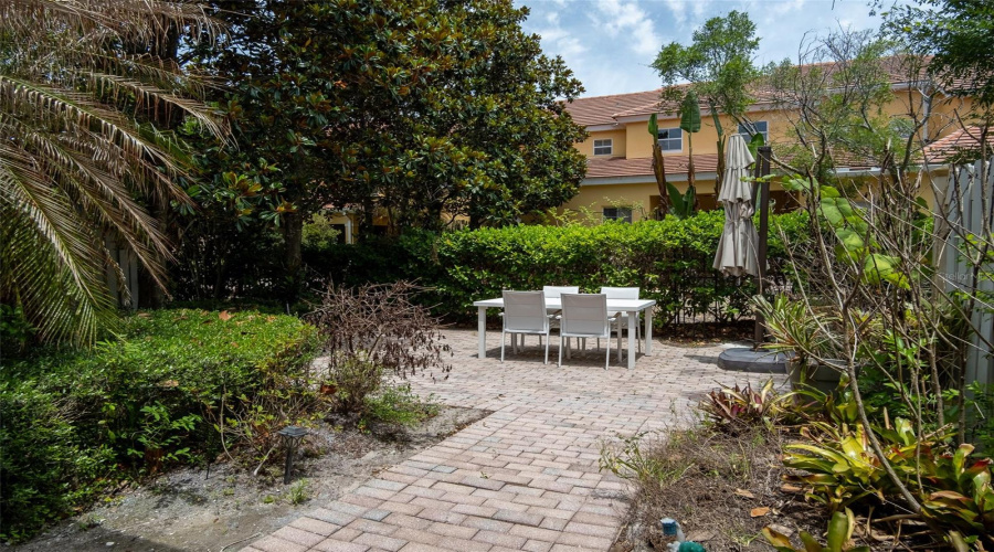 Orlando, Florida 32819, 3 Bedroom Bedrooms, ,2 Bathroombathrooms,Residential,For Sale,Sorrento,0,Mfrs5149907