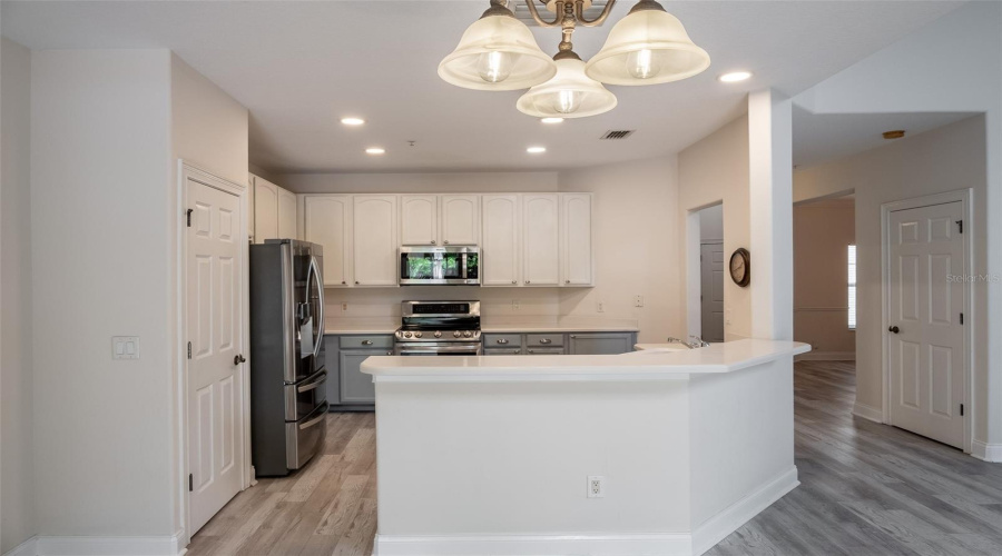 Orlando, Florida 32819, 3 Bedroom Bedrooms, ,2 Bathroombathrooms,Residential,For Sale,Sorrento,0,Mfrs5149907