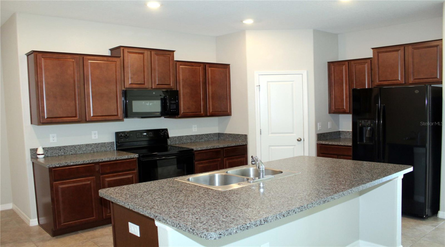 Wimauma, Florida 33598, 4 Bedroom Bedrooms, ,2 Bathroombathrooms,Residential,For Sale,Sunshine Mimosa,0,Mfrtb8359724