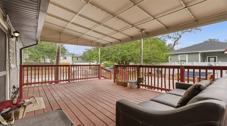 Tampa, Florida 33603, 3 Bedroom Bedrooms, ,2 Bathroombathrooms,Residential,For Sale,Woodrow,0,Mfrtb8511020