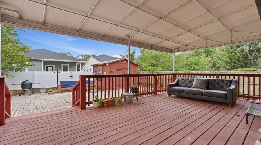 Tampa, Florida 33603, 3 Bedroom Bedrooms, ,2 Bathroombathrooms,Residential,For Sale,Woodrow,0,Mfrtb8511020